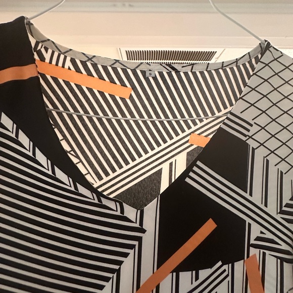 Amazon Black and White Long Sleeve Dress with Orange Accents - Picture 3 of 6